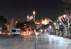 Ayasofya'nın ibadete açılışının 5'inci yılı vesilesiyle sabah namazında bir araya gelindi