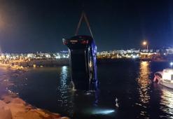 Silivri'de otomobil denize düştü; içindeki kişi son anda kurtuldu