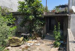 Para vermeyen annesini sopayla döverek öldürdü