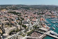 Turistik ilçe Çeşme'de su kesintisi; oteller depoları doldurdu