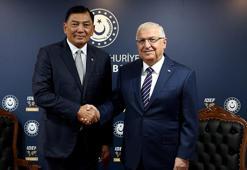 Bakan Güler, Endonezya Savunma Bakanı Sjamsoeddin ile bir araya geldi