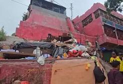 Hindistan’da tapınakta izdiham: 6 ölü, 29 yaralı