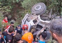 Su tankeri yamaçtan düştü; 1 ölü, 2 yaralı
