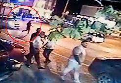 İki aracın çarptığı Muhammet Enes ağır yaralandı; kaza kamerada