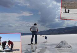 Tuzla Gölü'nde geleneksel yöntemle tuz hasadı başladı