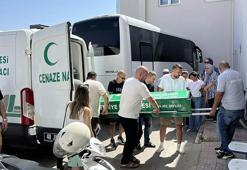 Yüzerken havuzda fenalaştı, hastanede kurtarılamadı