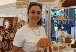 Bambu çubuklarından ürettiği ürünler geçim kapısı oldu