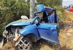 Otomobil beton direğe çarptı; 2 çocuk öldü