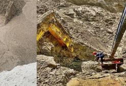 Silivri'de kum ocağındaki göçükte kalan kepçe operatörünün cansız bedeni bulundu