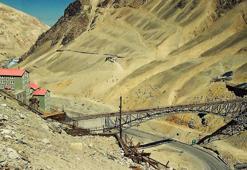 Dünyanın en büyük bakır madeninde göçük: 6 ölü