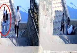 Muhtar, parktaki uyardığı kişi tarafından bıçaklandı