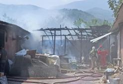 Mobilya imalathanesinin deposunda çıkan yangın söndürüldü; patlamalar kamerada