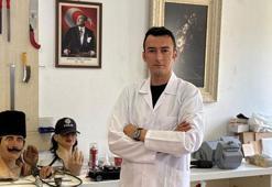 Yapımında çalıştığı Polis Müzesi'ne polis olarak geri döndü