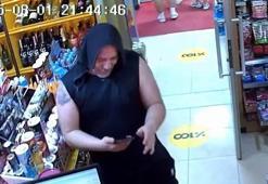 Alışveriş için girdiği markette kalp krizinden öldü