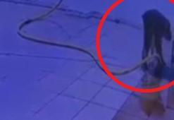 Su tahliyesi sırasında akıma kapılan kapıcının ölüm anı kamerada
