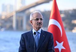 Bakan Uraloğlu: Limanlarımızda en fazla konteyner yüklemesi temmuzda yapıldı