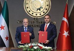 Bakan Kacır, Suriyeli mevkidaşı ile bir araya geldi