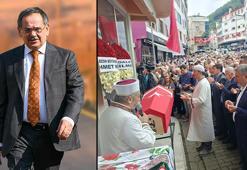 Eski bakan Demir, toprağa verildi