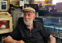 76 yıldır aynı dükkanda bakkallık yapıyor