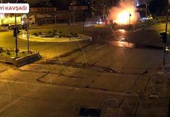 Bariyere çarpan otomobil alev aldı; kaza anı kamerada