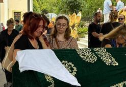 Münir Özkul'un eşi Umman Özkul son yolculuğuna uğurlandı