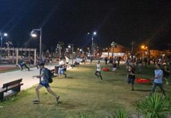 Hatay'da taşkınlık çıkarıp, 1 kişiyi bıçakladılar; linçten ekipler kurtardı