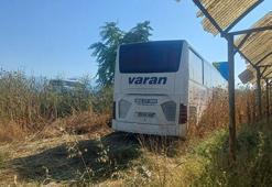 Manisa'da yolcu otobüsü fabrikanın bahçesine girdi: 3 yaralı