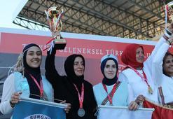 Sivas'ta düzenlenen Açık Hava Puta Şampiyonası madalya ve kupa töreniyle sona erdi