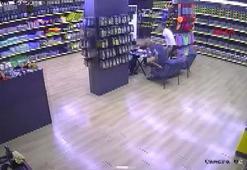 Balıkesir merkezli deprem güvenlik kamerasında