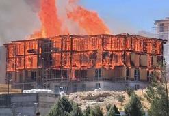 Kahramanmaraş'ta lojman inşaatında yangın