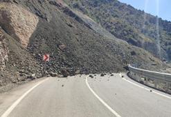 Artvin’de heyelan anı kamerada