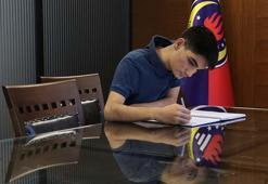 Depremzede Asil, yüzde 100 bursla liseye yerleşti