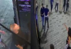 Taksim'de gece kulübünde kıskandığı kadını ve kendi sevgilisini bıçakladı