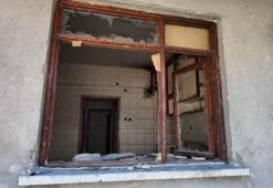 Madde bağımlılarının uğrak yeri haline gelen metruk bina nedeniyle mahalleli tedirgin