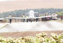 Ön dikmesinde arıza olan uçak Hezarfen Havalimanı’na iniş yaptı