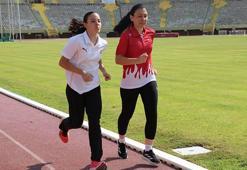 Küçük yaşta atletizme başlayan akademisyen anne, şimdi kızıyla yarışlara hazırlanıyor