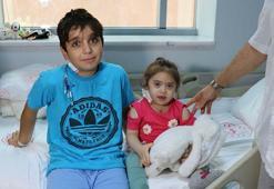 Kalp hastası kardeşler bir gün arayla ameliyat oldu