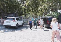 İstanbul'da şiddetli rüzgar etkili oluyor; Gülhane Parkı kapatıldı