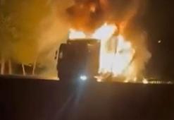 Samsun’da seyir halindeki TIR’da çıkıp, ağaçlara sıçrayan yangın kontrol altında