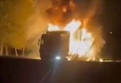 Samsun’da seyir halindeki TIR’da çıkan yangında alevler ağaçlara sıçradı