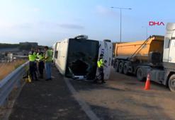 Kuzey Marmara Otoyolu'nda yolcu otobüsü devrildi: 3 ölü, 20 yaralı