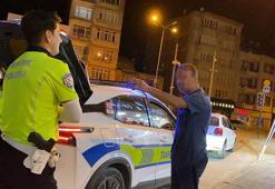 Otomobilini yol ortasına park edip, çorba içmeye giden alkollü sürücüye 45 bin TL ceza