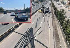 Dilovası'nda TIR’daki profiller yola düştü; İstanbul istikameti ulaşıma kapandı