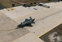 Bayraktar KIZILELMA'nın uçuş testleri başarıyla sürüyor