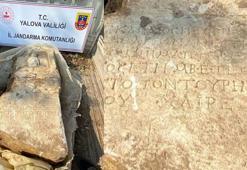 1900 yıllık mezar taşını satmaya çalışırken yakalandı