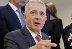 Kolombiya'da mahkeme, eski Cumhurbaşkanı Uribe'ye verilen ev hapsi cezasını kaldırdı