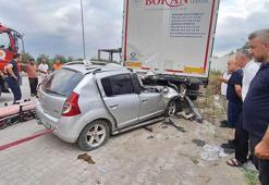 Otomobil, park halindeki TIR'a arkadan çarptı: 1 ölü, 2'si ağır 3 yaralı