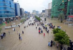 Pakistan’da muson yağmurları nedeniyle hayatını kaybedenlerin sayısı 746’ya yükseldi