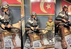 Üsteğmen Kara Fatma'nın manken canlandırması memleketi Erzurum'da sergide