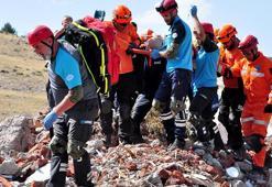 Kars'ta AFAD'dan gerçeğini aratmayan deprem tatbikatı